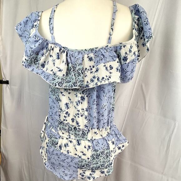 Hint of BLUSH top Small blue floral off shoulder NWT elastic waist - Picture 3 of 9